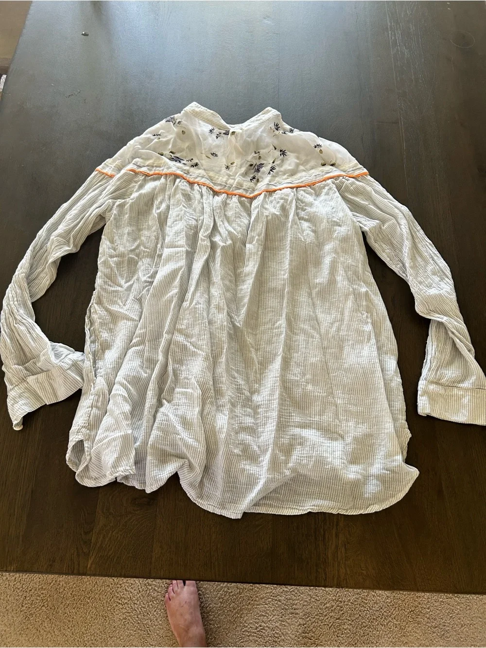 Free People hearts and colors top tunic gray floral print long sleeve